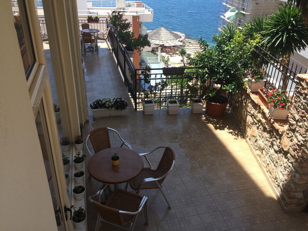 Berti Apartments Saranda Kültér fotó