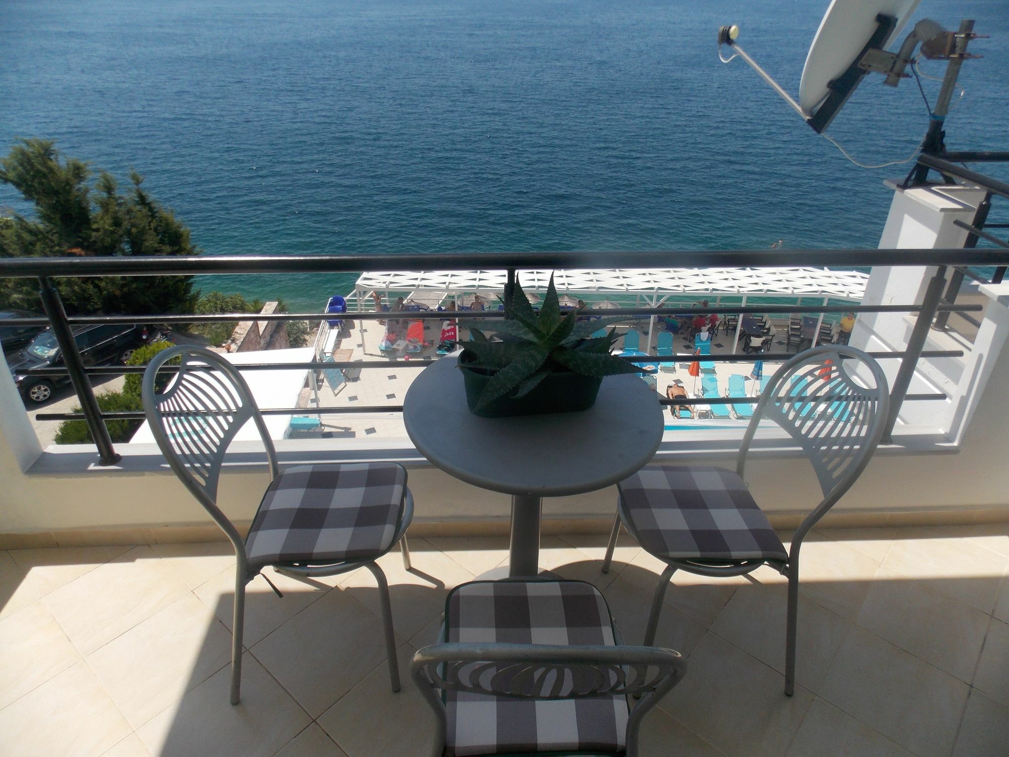 Berti Apartments Saranda Kültér fotó