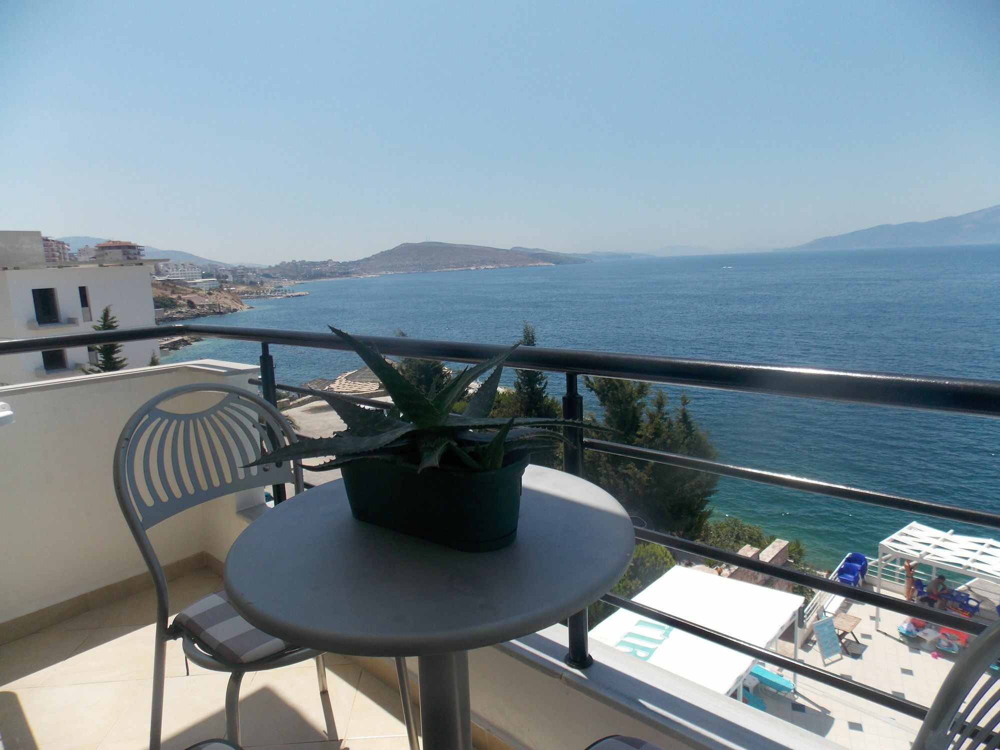 Berti Apartments Saranda Kültér fotó